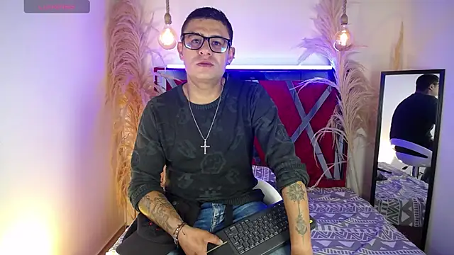 Snapshot of Nickk_21_ chatting on May 9, 2026, 1:38 pm Nickk 21 online show from May 9, 2026, 1:38 pm