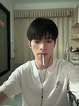 ruo-bai online show from April 15, 2026, 2:57 pm