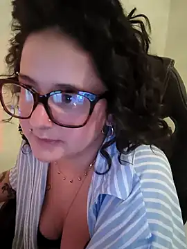 Snapshot of _lascivious chatting on April 28, 2026, 3:22 am lascivious online show from April 28, 2026, 3:22 am