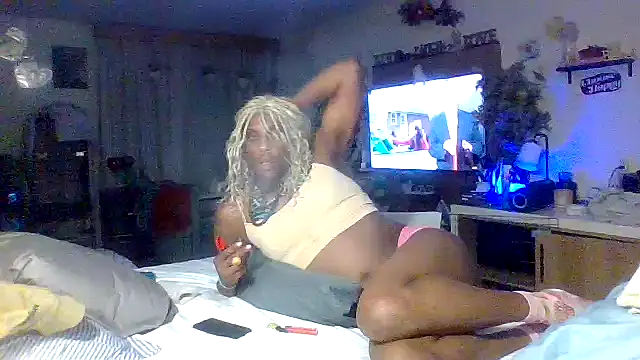 Snapshot of Dicksee_Left chatting on July 12, 2026, 9:44 am Dicksee Left online show from July 12, 2026, 9:44 am
