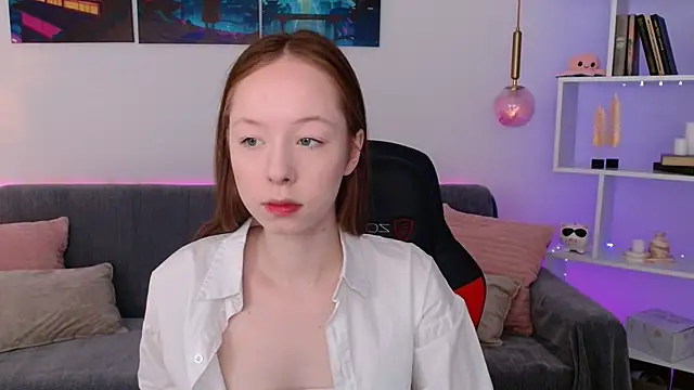 AdeleLang online show from May 4, 2026, 4:08 am