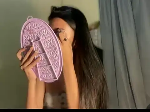 Snapshot of imyourcheska chatting on May 21, 2026, 1:18 pm imyourcheska online show from May 21, 2026, 1:18 pm