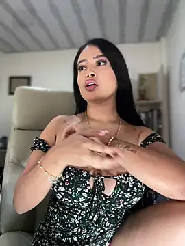 Sara fun online show from March 10, 2025, 3:41 pm