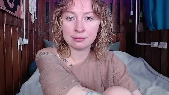 Snapshot of Mimi-Deep chatting on July 19, 2026, 7:34 am Mimi-Deep online show from July 19, 2026, 7:34 am