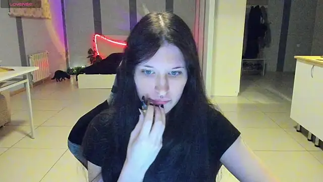 Snapshot of xo_Spirit chatting on June 10, 2026, 6:18 pm xo Spirit online show from June 10, 2026, 6:18 pm