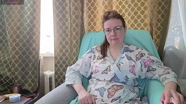 Miss SandraX online show from May 17, 2026, 9:38 am