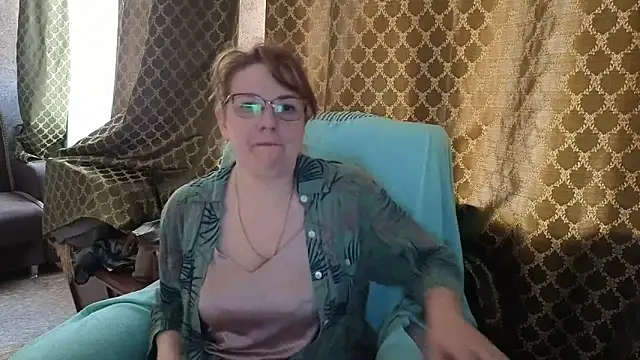 Miss SandraX online show from May 19, 2026, 4:13 pm