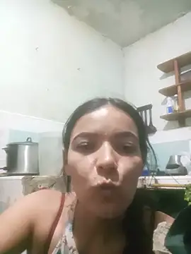 LunaArias online show from July 28, 2026, 11:39 am