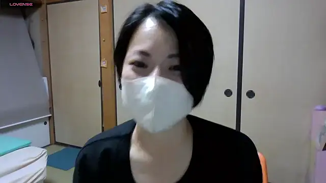 rin2432 online show from May 13, 2026, 2:36 pm