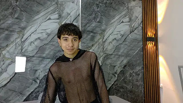Snapshot of NoahWalker__ chatting on April 27, 2026, 11:08 am NoahWalker online show from April 27, 2026, 11:08 am