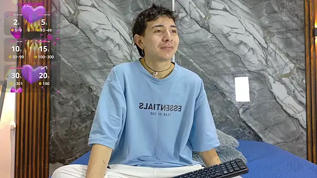 NoahWalker   online show from June 19, 2026, 10:52 am