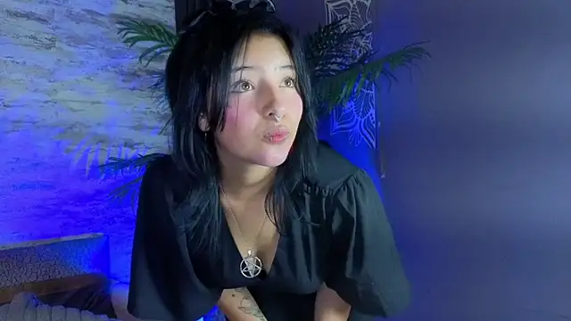 lsa dolly nyx online show from April 23, 2026, 7:27 pm