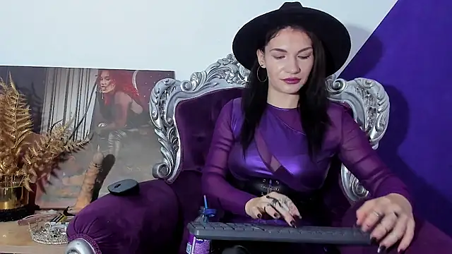 Snapshot of MistressKasandra chatting on May 23, 2026, 4:07 am MistressKasandra online show from May 23, 2026, 4:07 am
