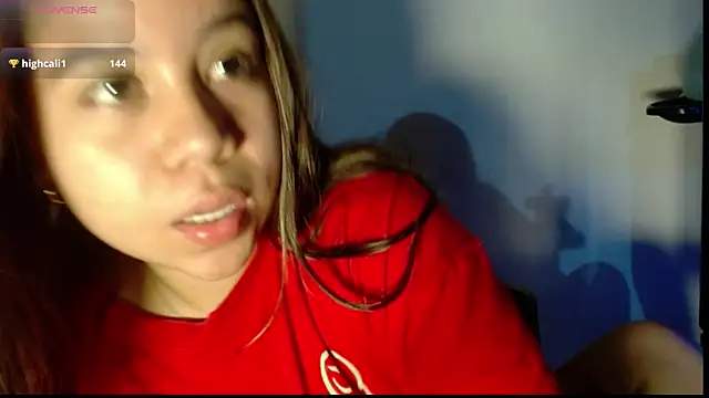M1la 18 online show from May 13, 2026, 4:43 am