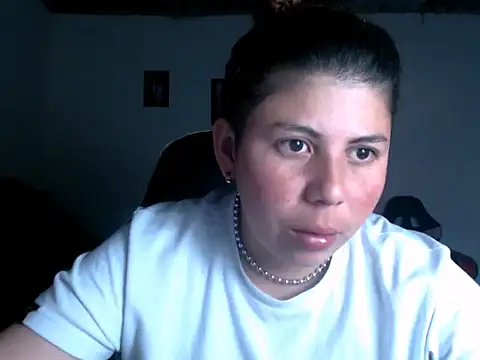 katiaerotic online show from May 27, 2026, 10:29 pm