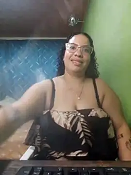 DivaCaliente1 online show from July 1, 2026, 2:13 am