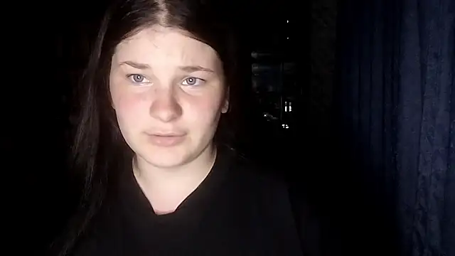 Snapshot of BeatriceMolands chatting on May 25, 2026, 6:14 pm BeatriceMolands online show from May 25, 2026, 6:14 pm
