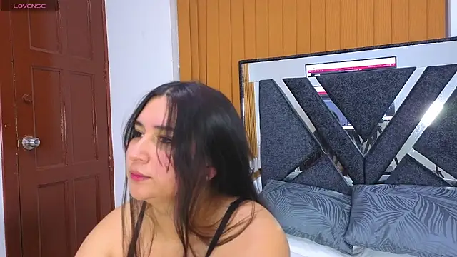 sofiagregorie online show from May 15, 2026, 11:50 am