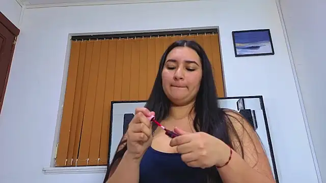 sofiagregorie online show from May 16, 2026, 11:42 am
