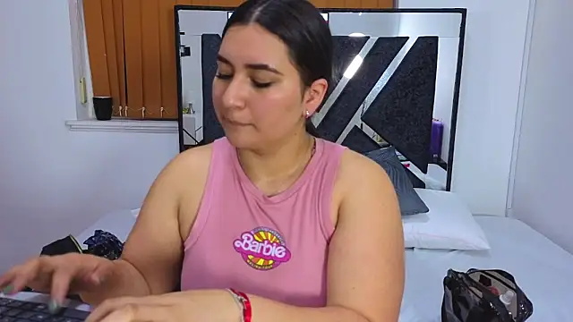 sofiagregorie online show from May 27, 2026, 11:51 am