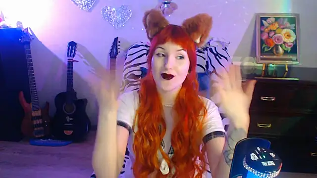 ConchitaMesser online show from May 21, 2026, 9:44 pm