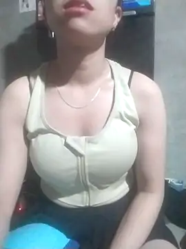 Zara-Lina online show from April 24, 2026, 10:34 pm