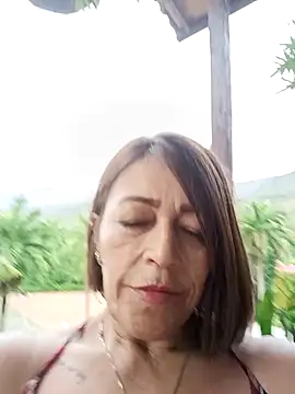 Snapshot of Jein_Palacios chatting on May 6, 2026, 8:14 pm Jein Palacios online show from May 6, 2026, 8:14 pm