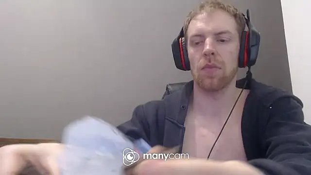 Snapshot of Milkyman7 chatting on February 27, 2026, 9:37 pm Milkyman7 online show from February 27, 2026, 9:37 pm