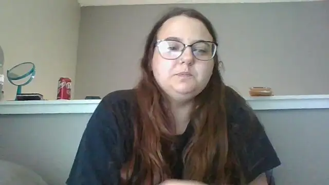 Snapshot of grippybox22 chatting on April 16, 2026, 6:19 pm grippybox22 online show from April 16, 2026, 6:19 pm