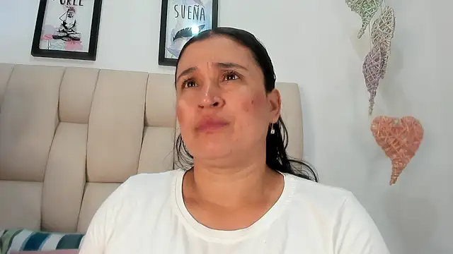 Snapshot of anastassiaa_57 chatting on May 14, 2026, 10:33 am anastassiaa 57 online show from May 14, 2026, 10:33 am