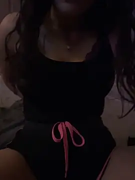 LaylaLush69 online show from May 18, 2026, 6:47 pm