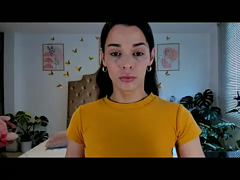bella grego online show from April 29, 2026, 6:14 pm