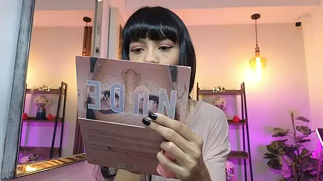 Snapshot of Cherry_Vixen_ chatting on April 21, 2026, 6:12 pm Cherry Vixen online show from April 21, 2026, 6:12 pm