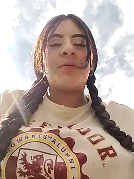Maggiee 1 online show from July 4, 2026, 6:58 pm