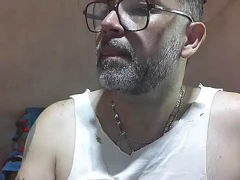 Snapshot of CarlossexVen chatting on May 3, 2026, 3:29 pm CarlossexVen online show from May 3, 2026, 3:29 pm