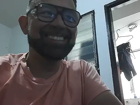 Snapshot of CarlossexVen chatting on May 14, 2026, 2:46 pm CarlossexVen online show from May 14, 2026, 2:46 pm