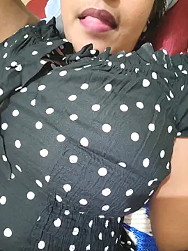 Snapshot of Newragini chatting on April 19, 2026, 12:26 pm Newragini online show from April 19, 2026, 12:26 pm
