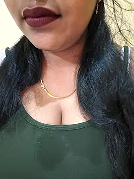 Snapshot of Newragini chatting on May 22, 2026, 4:34 pm Newragini online show from May 22, 2026, 4:34 pm