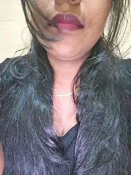 Snapshot of Newragini chatting on June 1, 2026, 6:20 pm Newragini online show from June 1, 2026, 6:20 pm