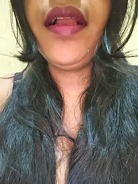 Snapshot of Newragini chatting on June 10, 2026, 9:14 pm Newragini online show from June 10, 2026, 9:14 pm