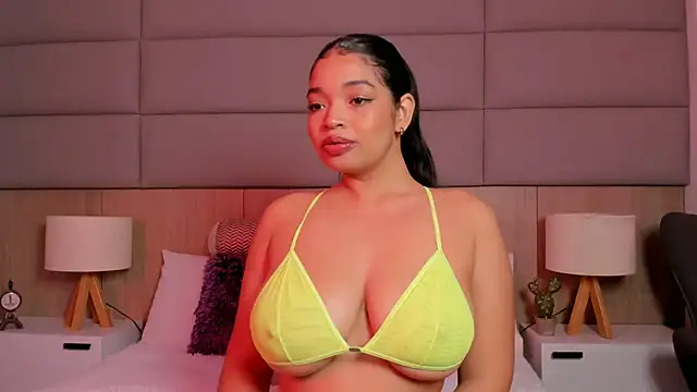 LilyFoox online show from May 21, 2026, 12:45 pm