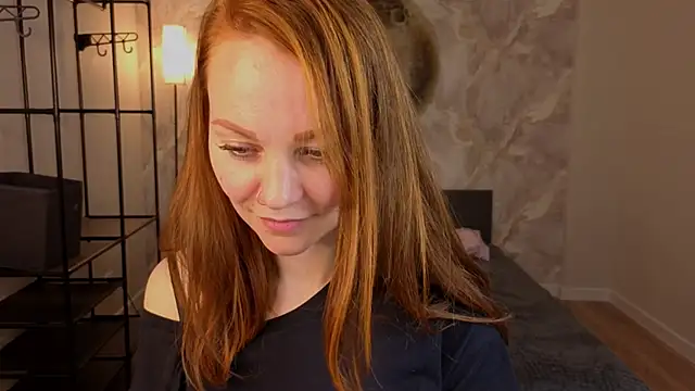 Snapshot of Margo_Kelly chatting on April 28, 2026, 2:27 am Margo Kelly online show from April 28, 2026, 2:27 am