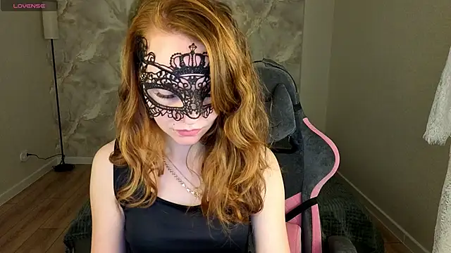 Snapshot of Margo_Kelly chatting on May 18, 2026, 3:24 am Margo Kelly online show from May 18, 2026, 3:24 am