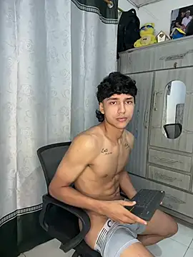 alex martin47 online show from July 12, 2026, 10:56 pm