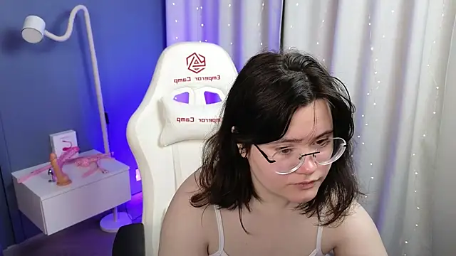 Snapshot of Sofizen chatting on May 21, 2026, 1:12 am Sofizen online show from May 21, 2026, 1:12 am