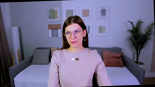 AnnaThorne online show from April 28, 2026, 4:17 am