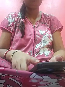 Snapshot of Simupaul001 chatting on April 27, 2026, 10:08 pm Simupaul001 online show from April 27, 2026, 10:08 pm