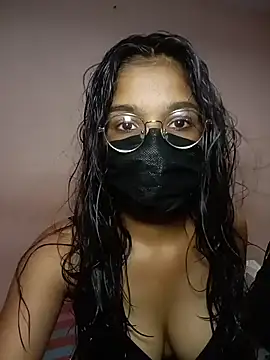 Snapshot of Your_SugarBaby- chatting on June 26, 2026, 5:28 pm Your SugarBaby- online show from June 26, 2026, 5:28 pm