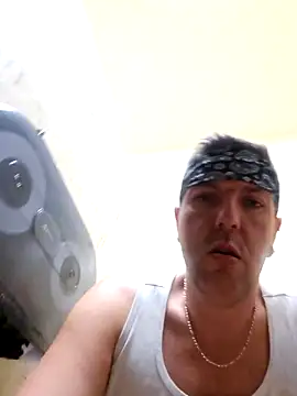 ZackChambersxxx online show from November 27, 2025, 11:40 pm