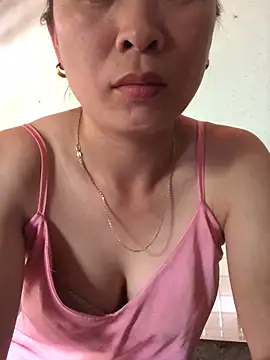Snapshot of -Hanna_ chatting on May 14, 2026, 3:57 am -Hanna online show from May 14, 2026, 3:57 am
